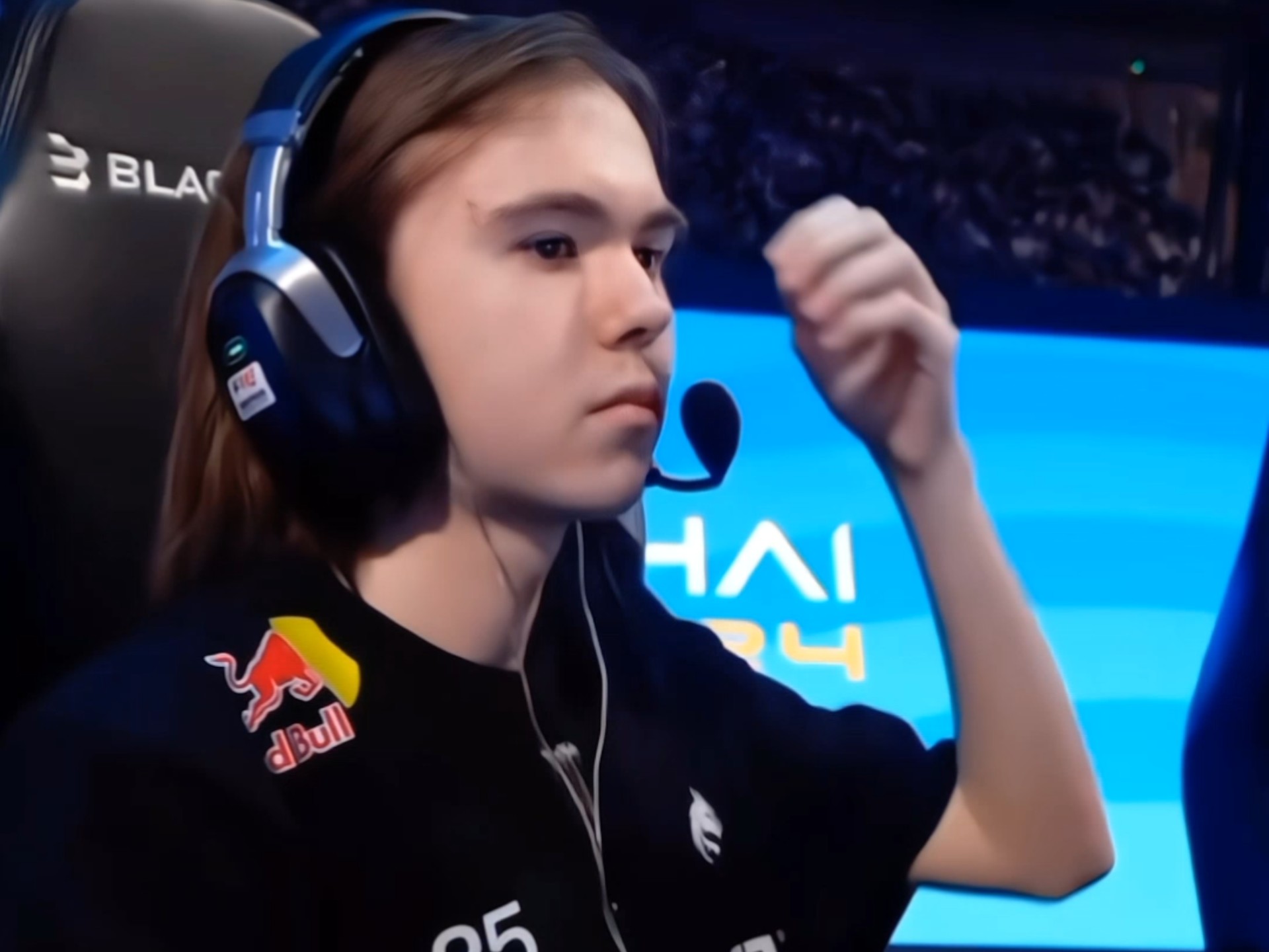 新秀不断涌 新秀不断涌