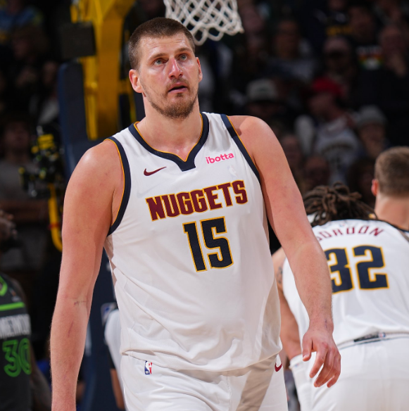 比斯利被尼 比斯利被尼